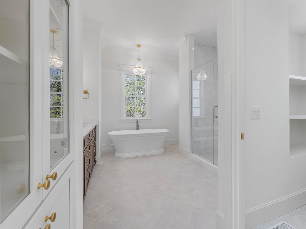 271 Talon Drive - Primary Bathroom