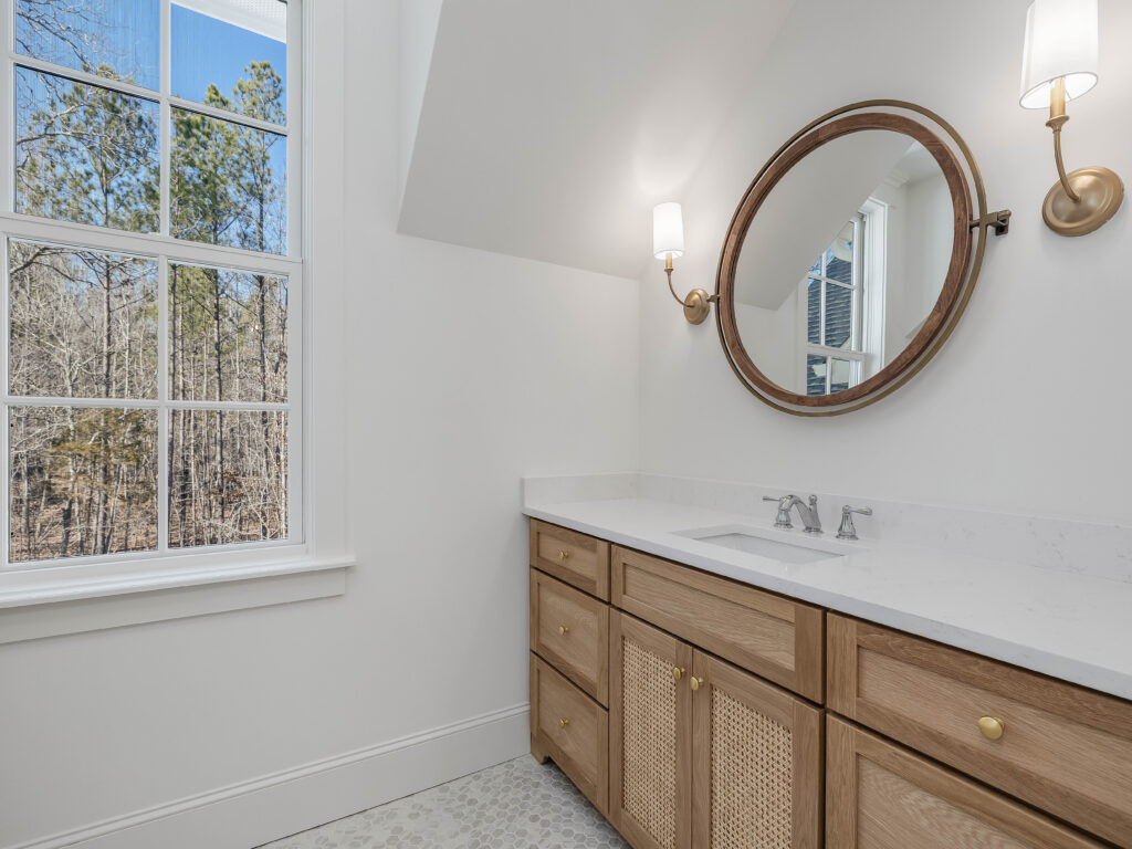 271 Talon Drive - Bathroom