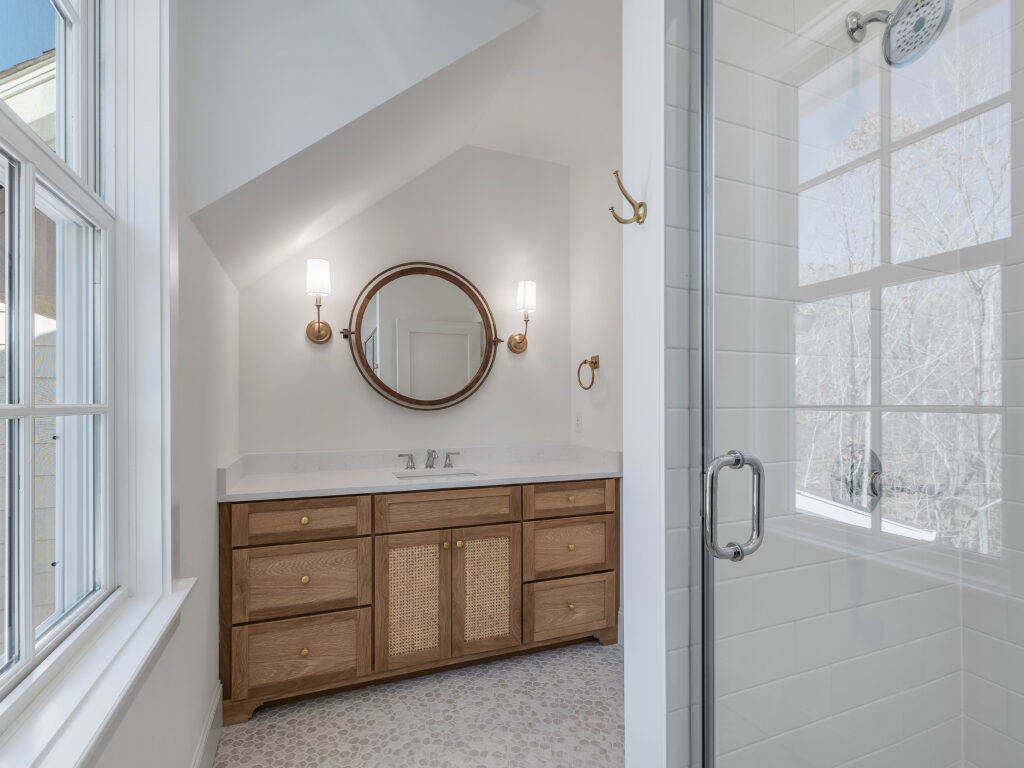 271 Talon Drive - Bathroom