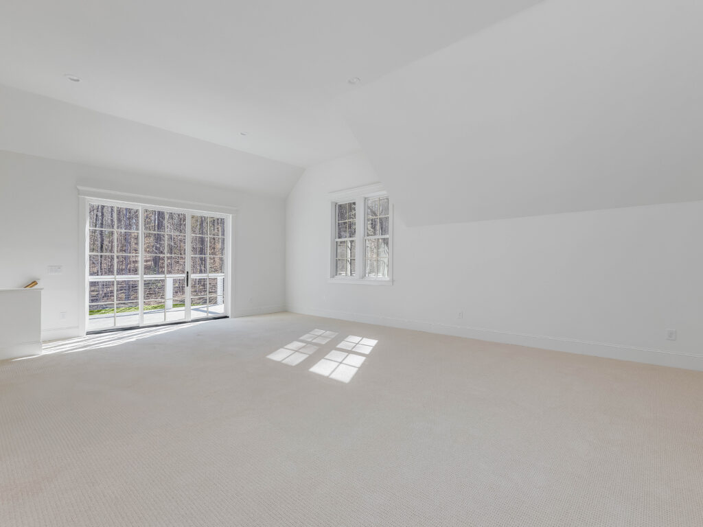 271 Talon Drive - Bonus Room